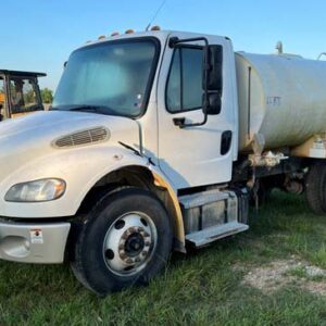 2023 Freightliner M2 106 Truck