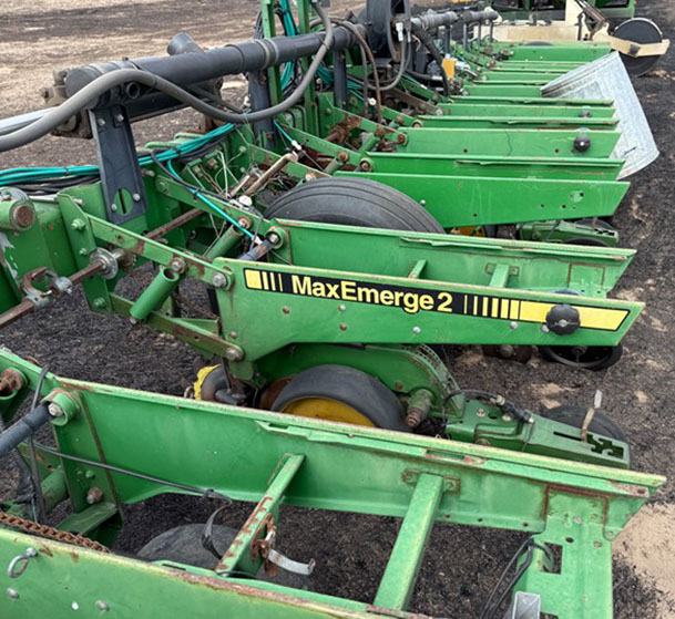 John Deere 7300 Planter