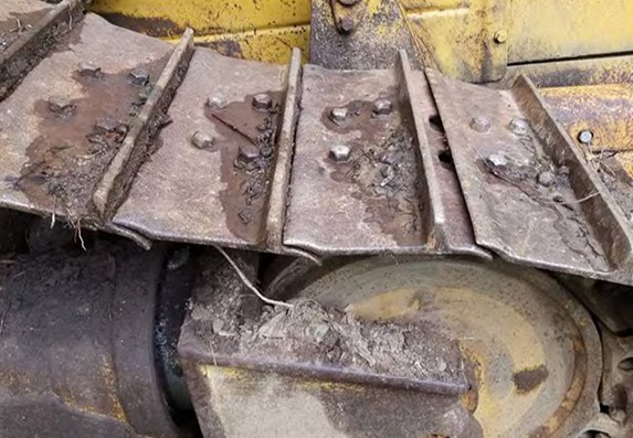 1986 Caterpillar D4H Dozer - Image 10