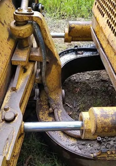 1986 Caterpillar D4H Dozer - Image 15