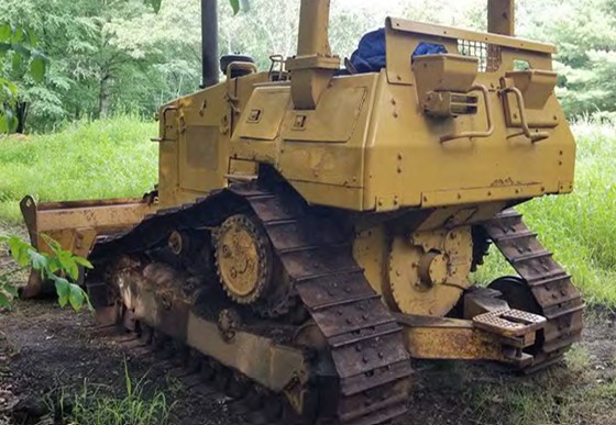 1986 Caterpillar D4H Dozer - Image 4