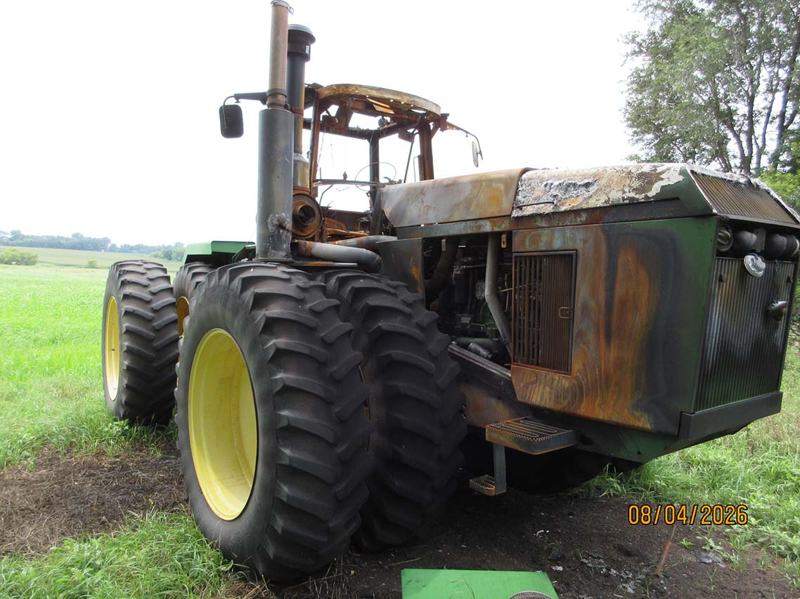1996 John Deere 8770 Tractor