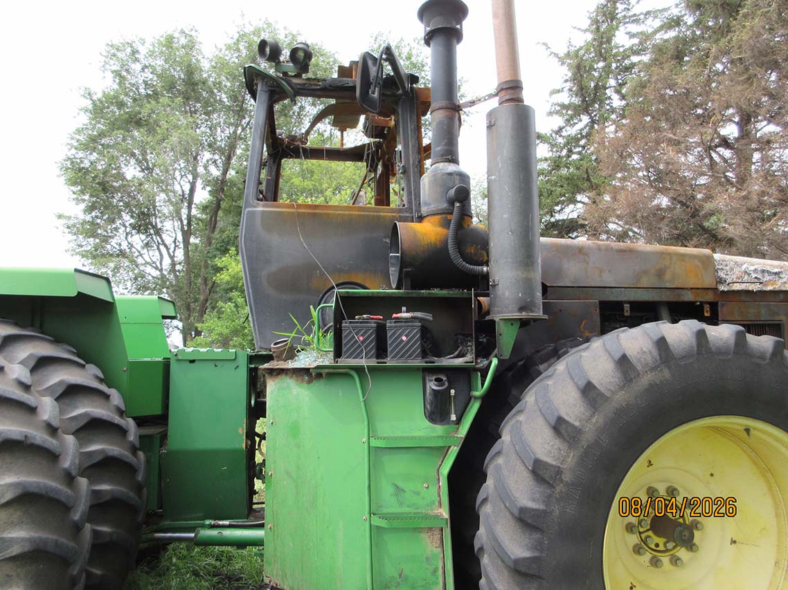 1996 John Deere 8770 Tractor - Image 2