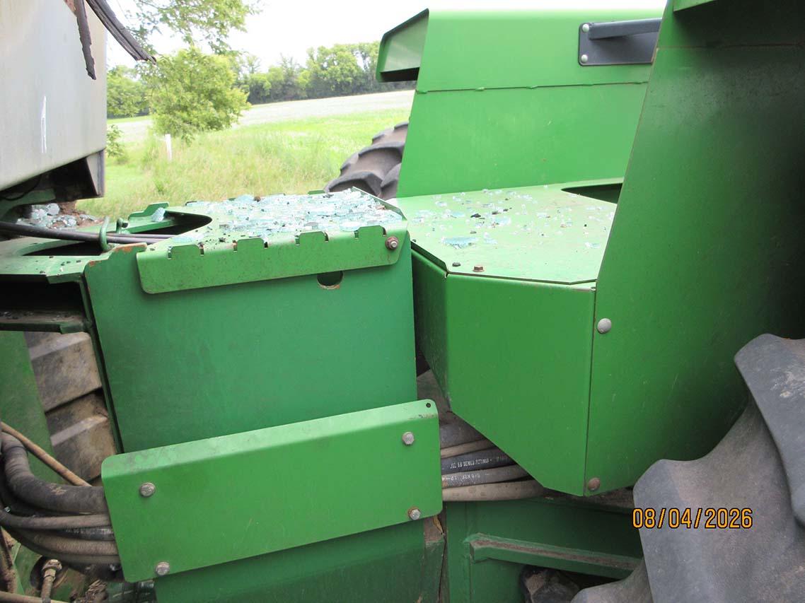 1996 John Deere 8770 Tractor - Image 8