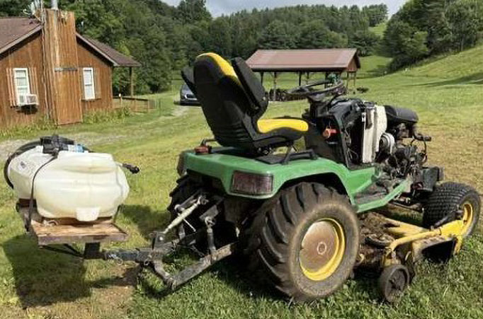 1999 John Deere 455 Riding Mower