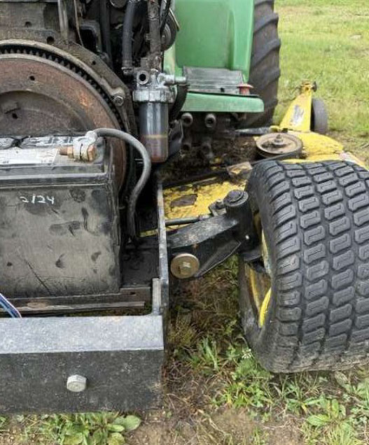 1999 John Deere 455 Riding Mower - Image 24