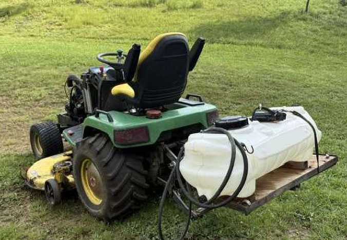 1999 John Deere 455 Riding Mower - Image 4