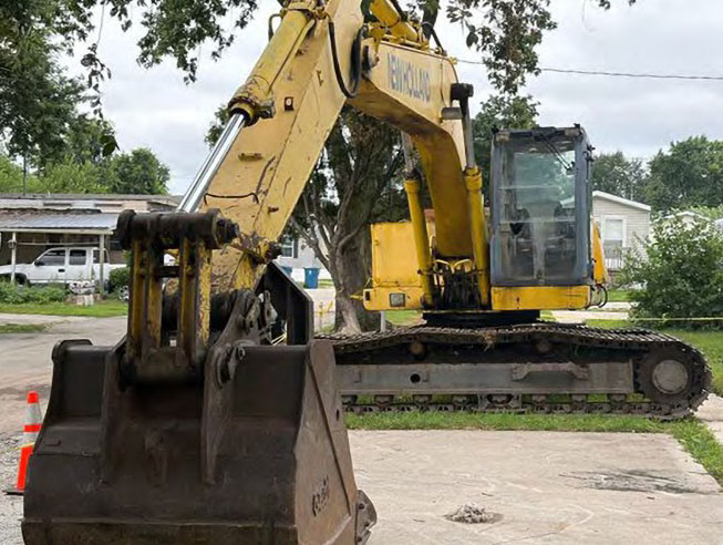 2000 New Holland EC215 Excavator - Image 21