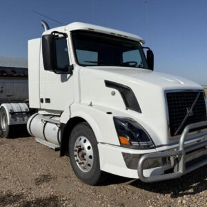 2004 Volvo VNL