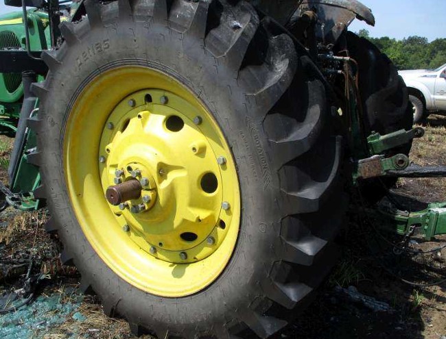 2005 John Deere 7420 Tractor - Image 14