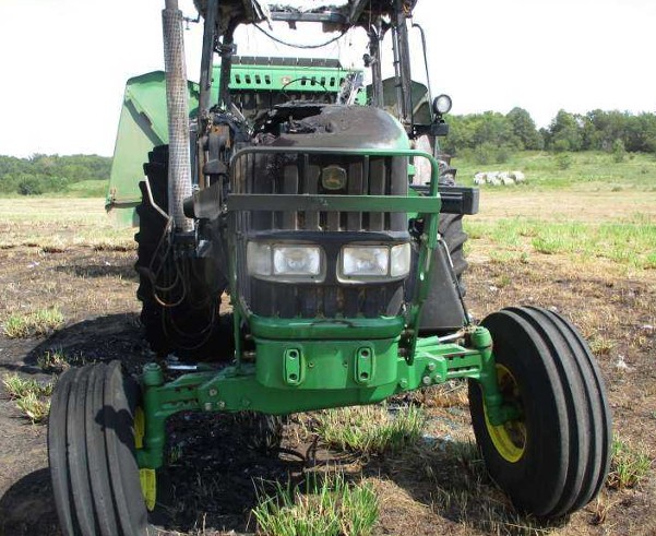 2005 John Deere 7420 Tractor - Image 2