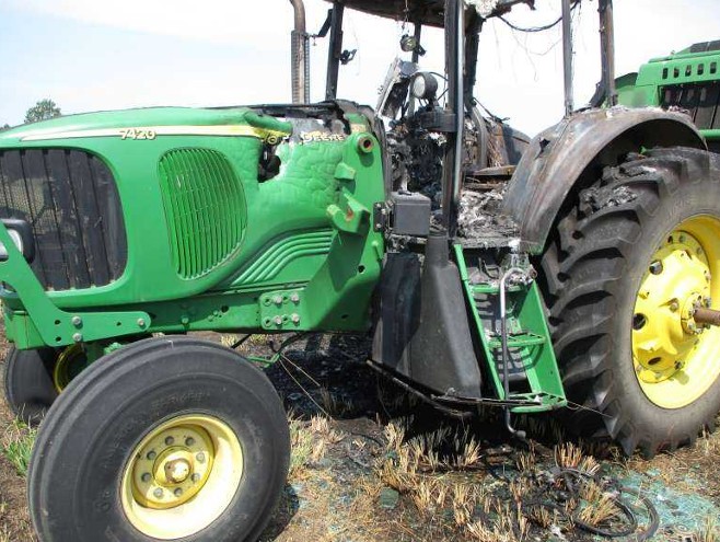 2005 John Deere 7420 Tractor - Image 6