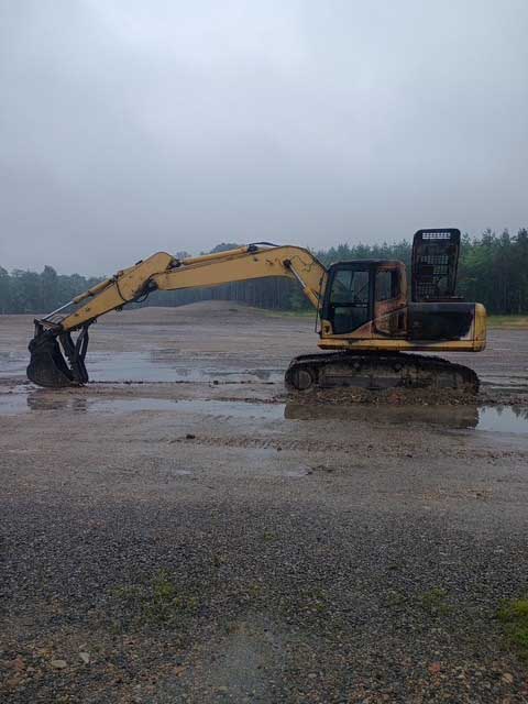 2005 Komatsu PC160LC-7 Excavator - Image 2