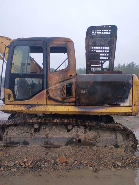 2005 Komatsu PC160LC-7 Excavator - Image 5