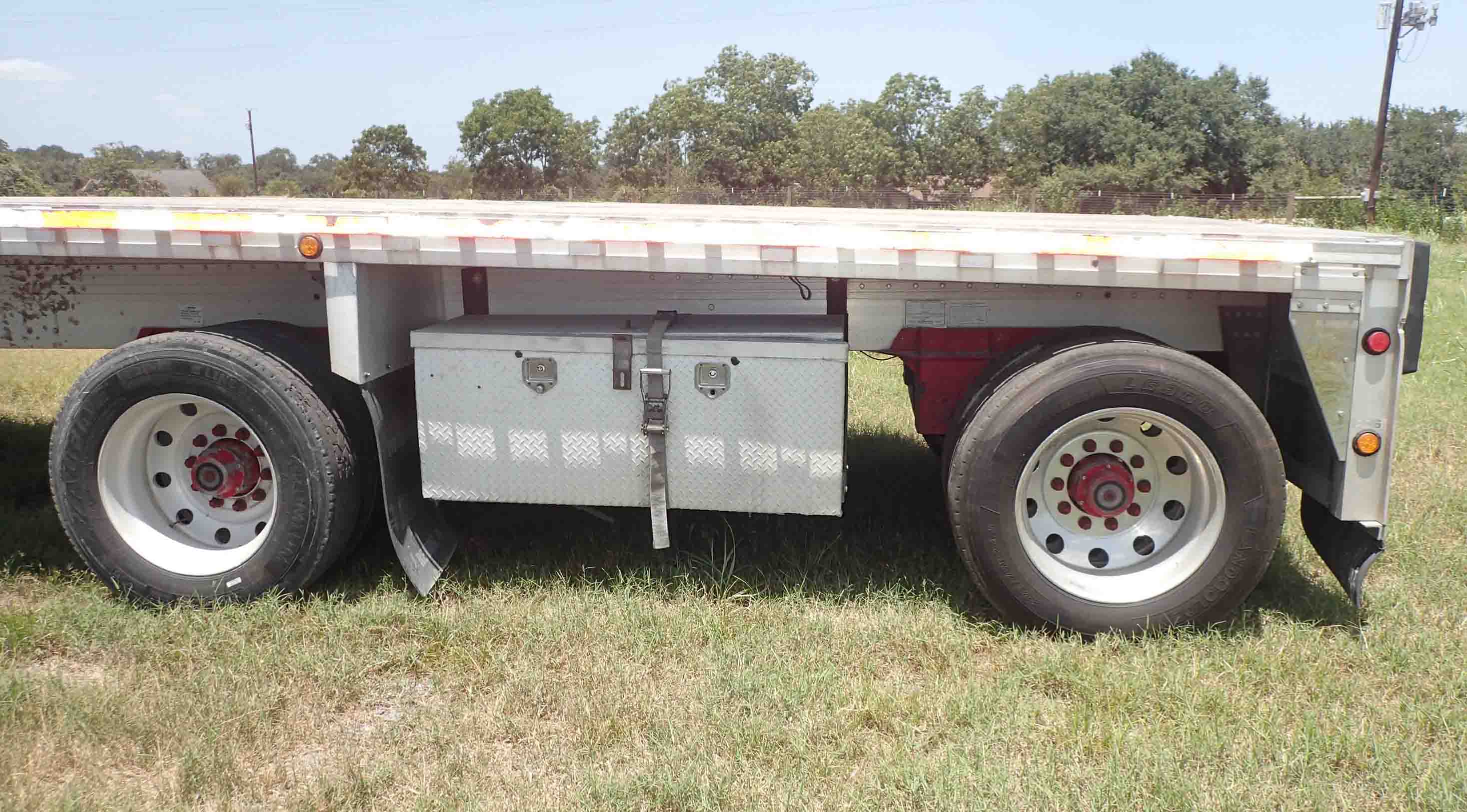 2006 Reitnouer Maxlite Trailer