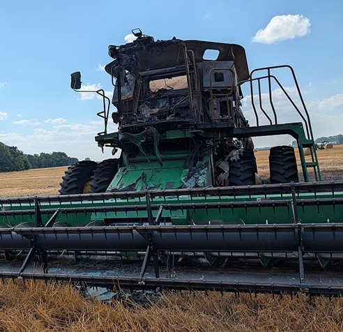 2007 John Deere 9760 Combine - Image 5