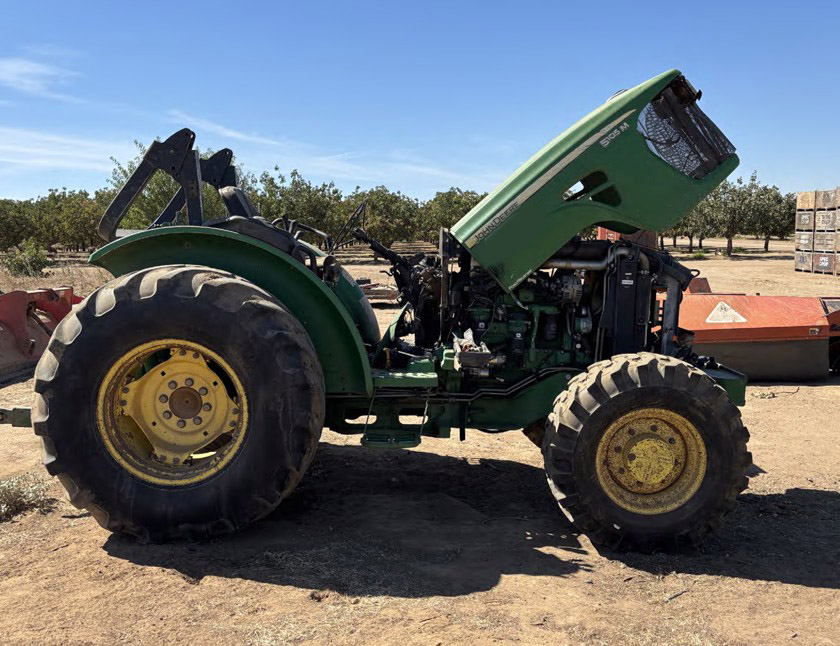 2009 John Deere 5105M Tractor
