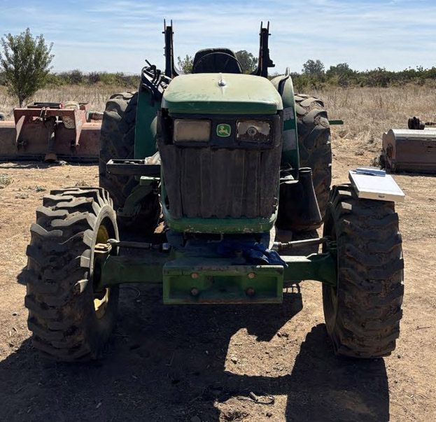 2009 John Deere 5105M Tractor - Image 9