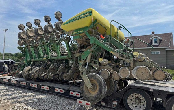 2010 John Deere 1790 Planter - Image 5