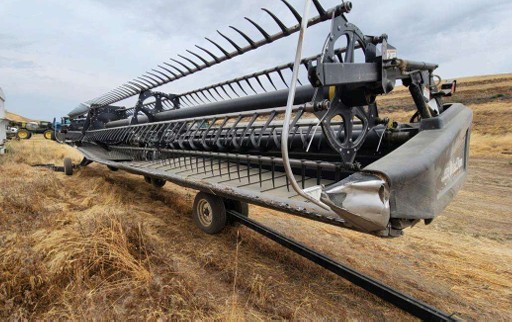 2011 MacDon FD70 Header