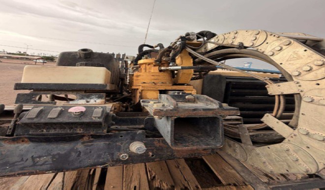 2011 Vermeer D24/40 Horizontal Directional Drill - Image 3