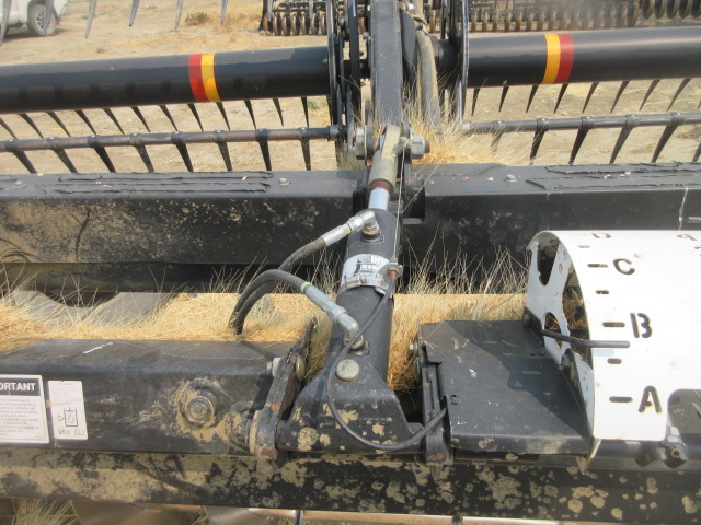 2012 Case IH 2152 Header - Image 14