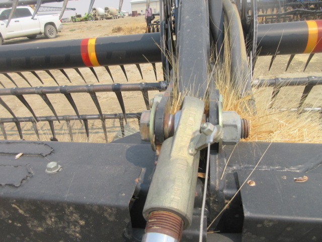2012 Case IH 2152 Header - Image 15