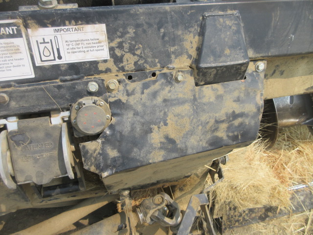 2012 Case IH 2152 Header - Image 23