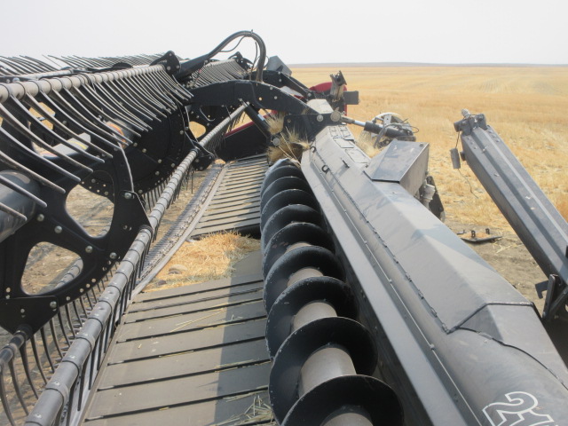 2012 Case IH 2152 Header - Image 9