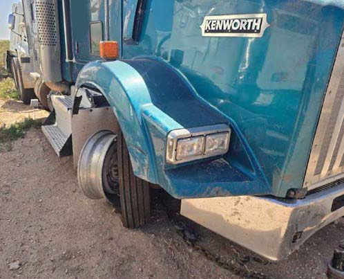 2012 Kenworth T8 Series - Image 12