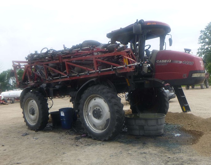 2013 Case IH Patriot 4430 Sprayer - Image 13
