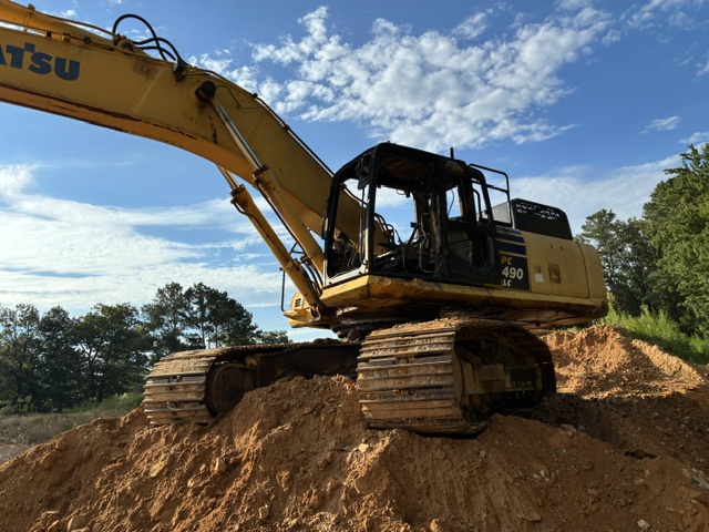 2013 Komatsu PC490LC-10 Excavator