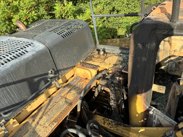 2013 Komatsu PC490LC-10 Excavator - Image 12