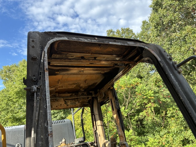 2013 Komatsu PC490LC-10 Excavator - Image 32
