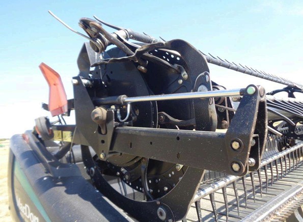 2013 MacDon FD75 Flexdraper Header - Image 21