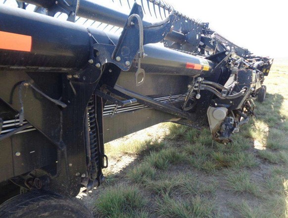 2013 MacDon FD75 Flexdraper Header - Image 23