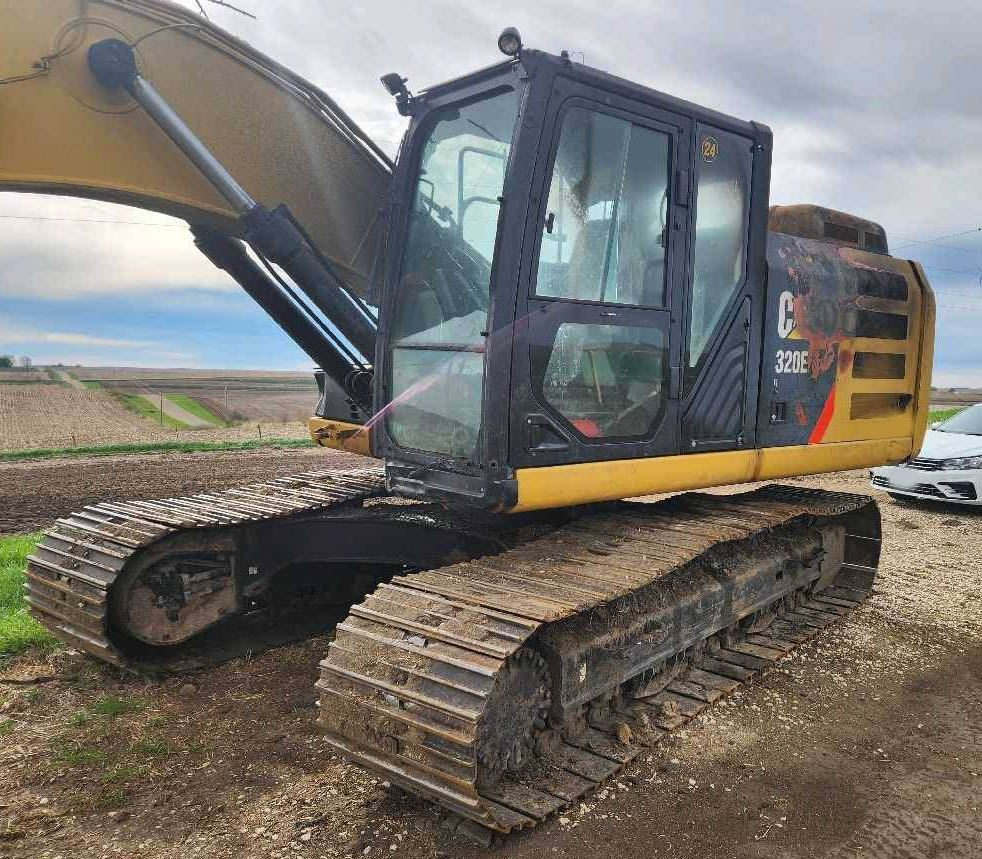 2014 Caterpillar 320EL Excavator - Image 6