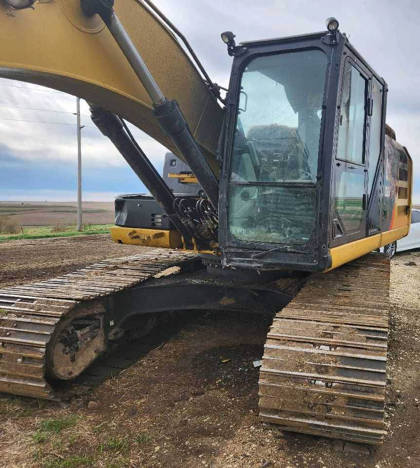 2014 Caterpillar 320EL Excavator - Image 7