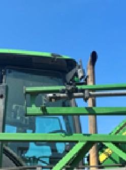 2014 John Deere 4630 Sprayer - Image 7