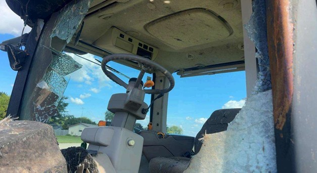 2014 John Deere 8270R Tractor - Image 16