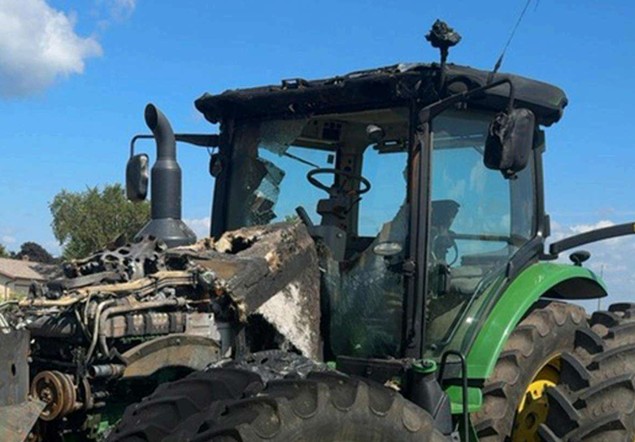 2014 John Deere 8270R Tractor - Image 9