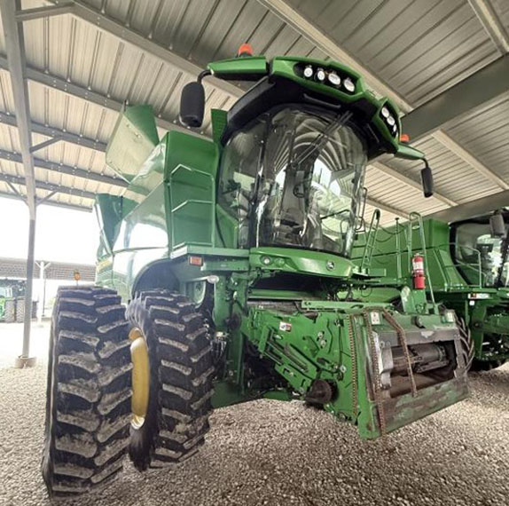 2014 John Deere S670 Combine - Image 3