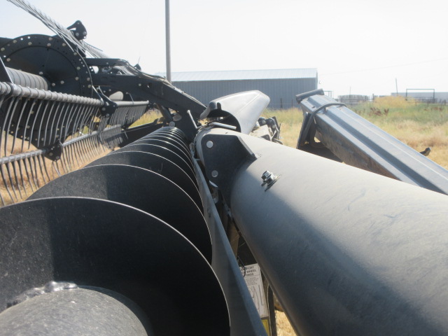 2014 MacDon FD75 Header - Image 12