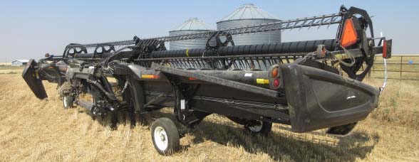 2014 MacDon FD75 Header - Image 2