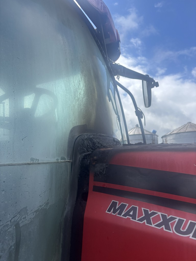 2015 Case IH Maxxum 125 Tractor - Image 8