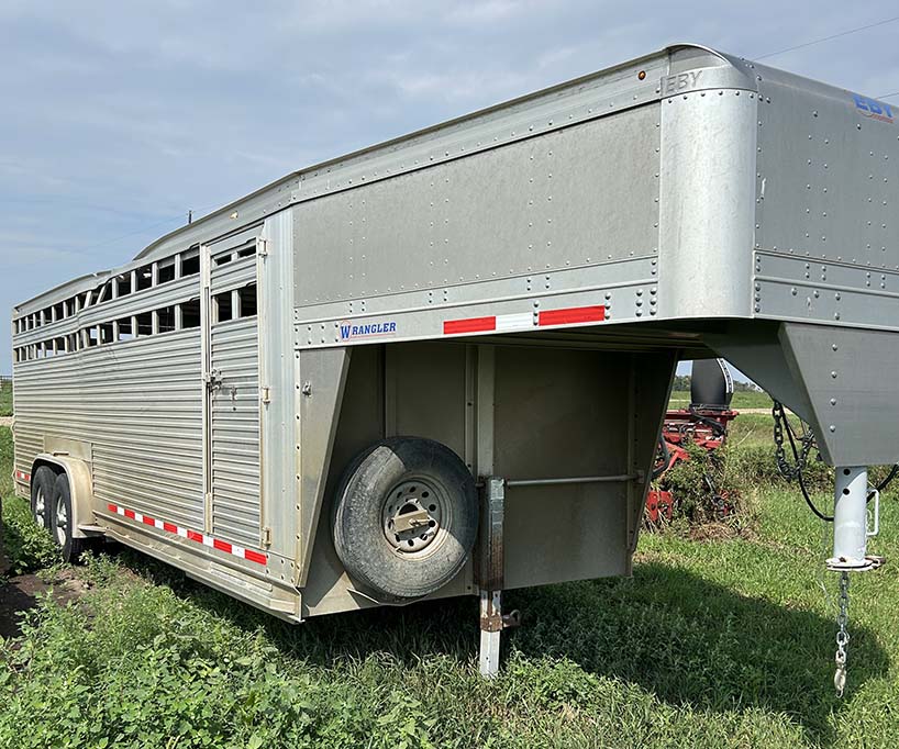 2016 EBY Wrangler Stock Trailer - Image 3