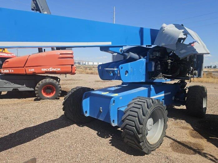 2015 Genie S85 Boom Lift - Image 9