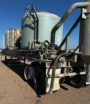 2015 Overbilt Trailer
