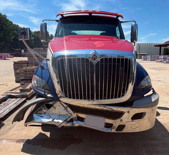 2016 International Prostar+ 113 6×4 - Image 4