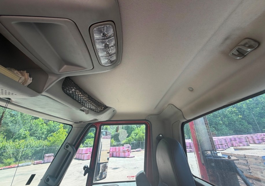 2016 International Prostar+ 113 6×4 - Image 8
